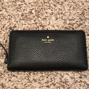 Kate Spade zip around wallet